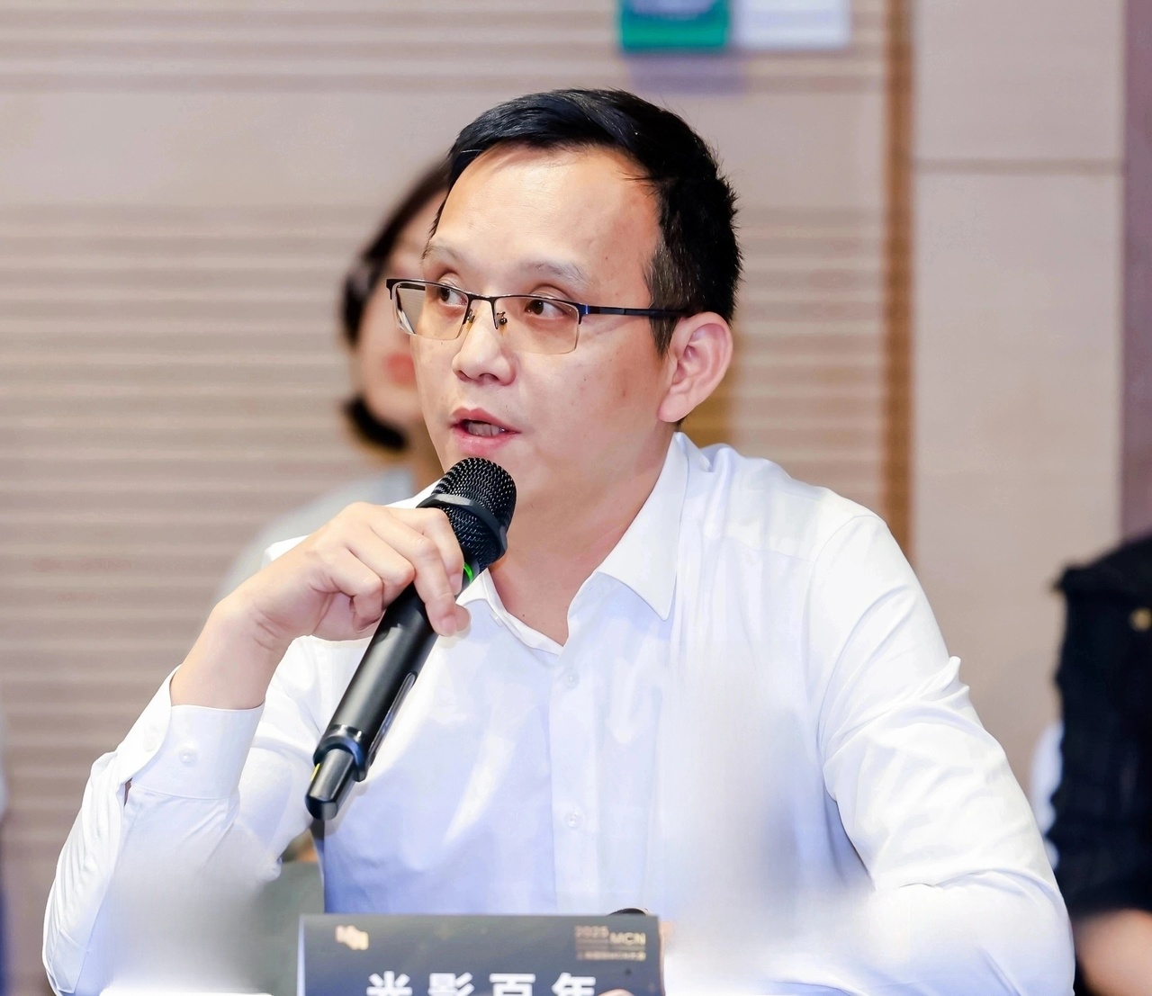 光影百年执行总裁,刘平先生
