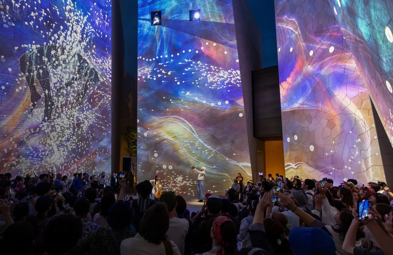 《TALES OF WATER》(海的故事)