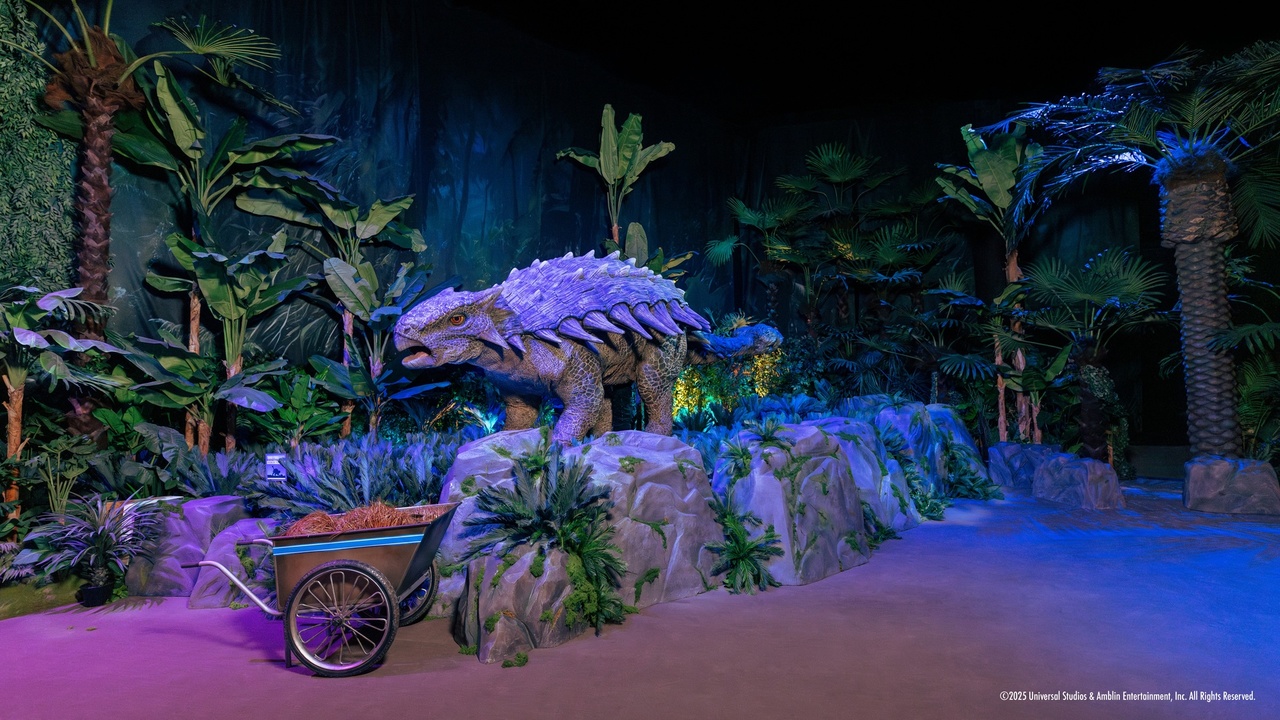 《侏罗纪世界:实景互动体验》