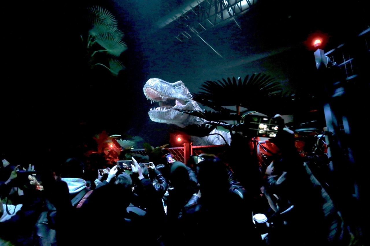 《侏罗纪世界:实景互动体验》