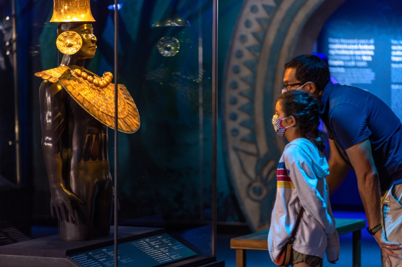 《马丘比丘和秘鲁的黄金帝国》